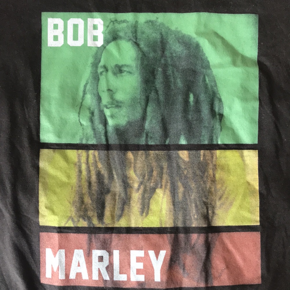 Zion Roots Wear Bob Marley tshirt